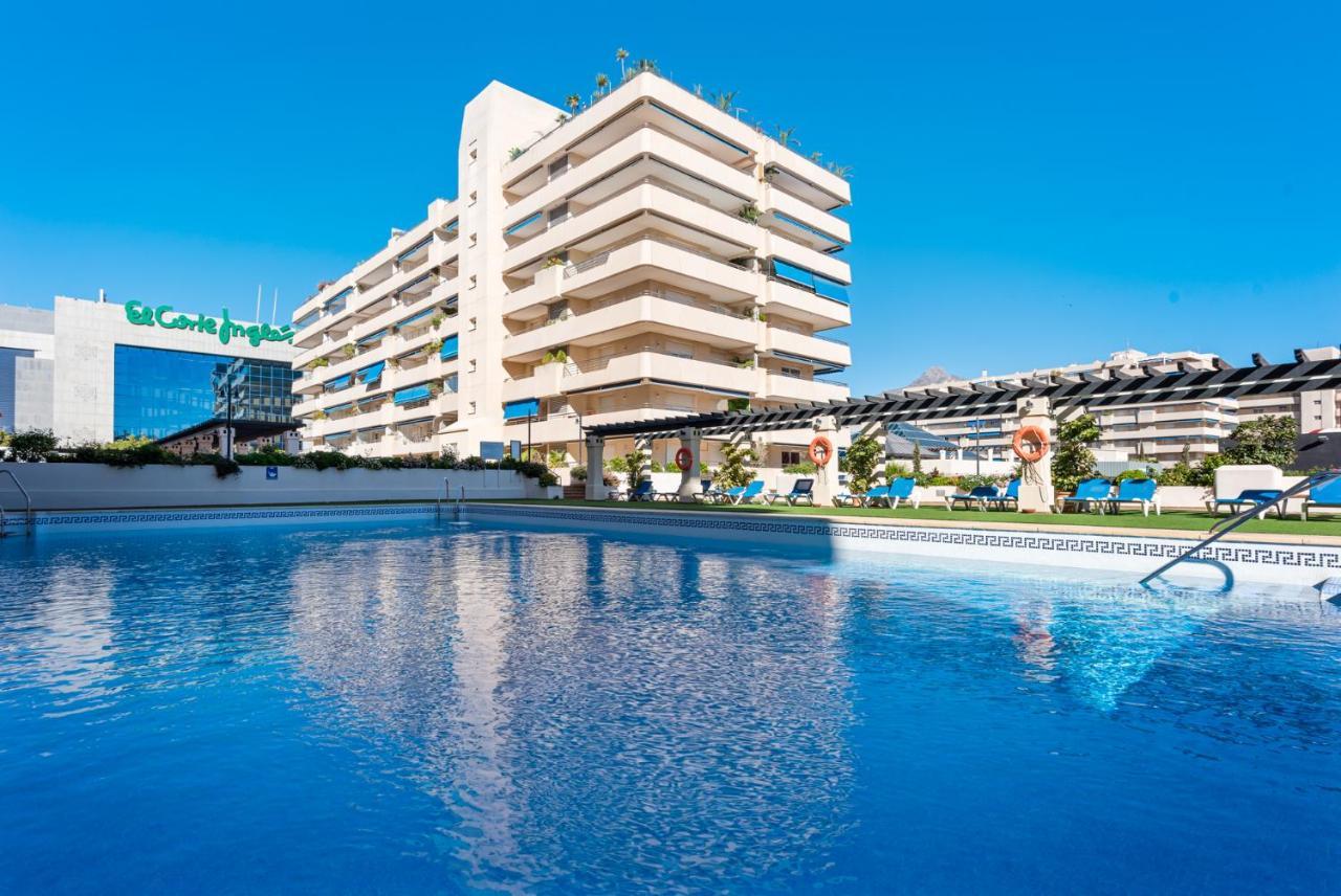Appartement 3 Bedroom In Location Marbellac